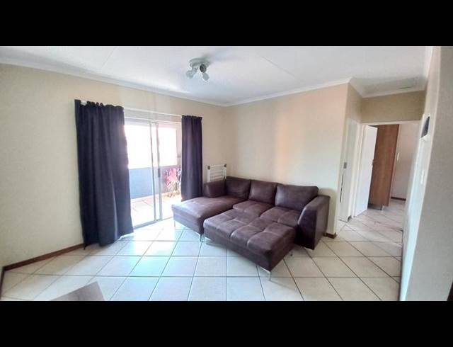 2 BEDROOM PROPERTY TO RENT IN MONAVONI
